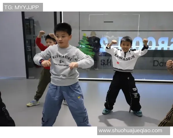 街舞热潮:深入广州街舞队的坚持与激情之旅